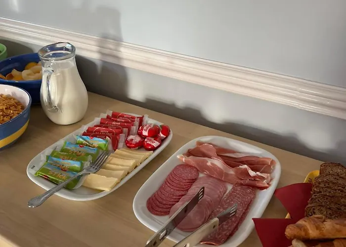 住宿加早餐酒店 Woodville 弗萨